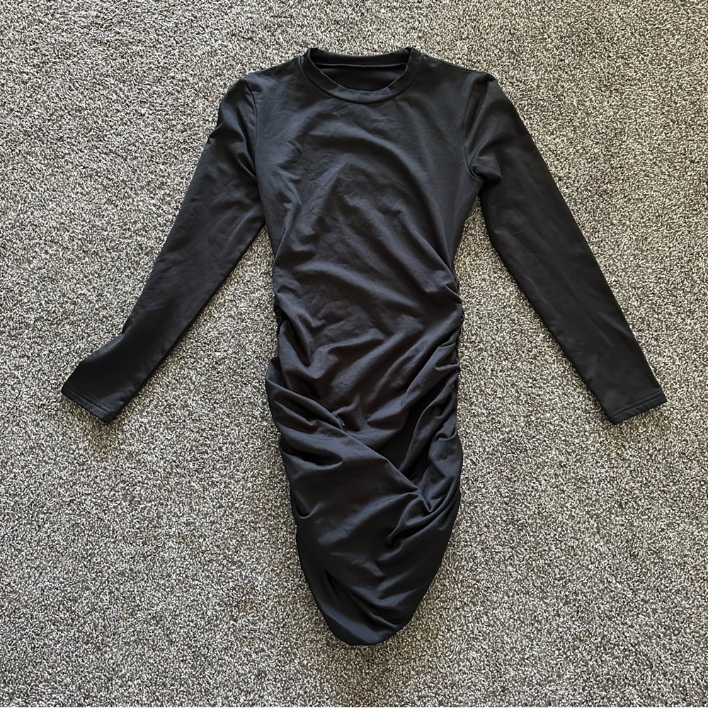 Black Long Sleeve Ruched Dress
